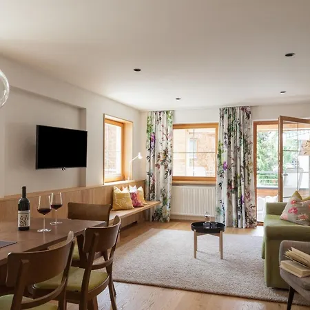 Staefeli Hotel 4*