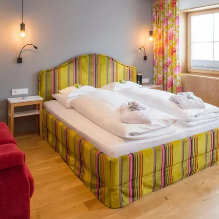 Hotel Staefeli 4*