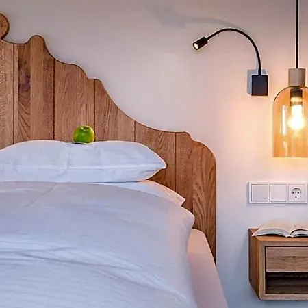 Hotel Staefeli 4*